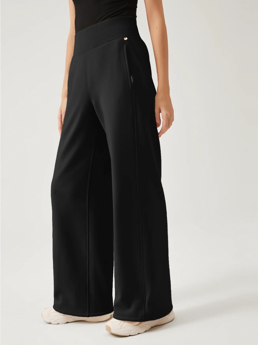 Supesu Wide-Leg Cubby Black Pants with High Rib Waist Woman’s size S